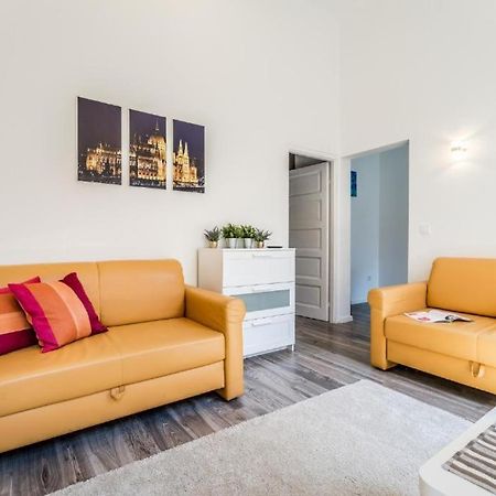 Hi-Bp Elizabeth Apartment In The Heart Of Budapest Esterno foto